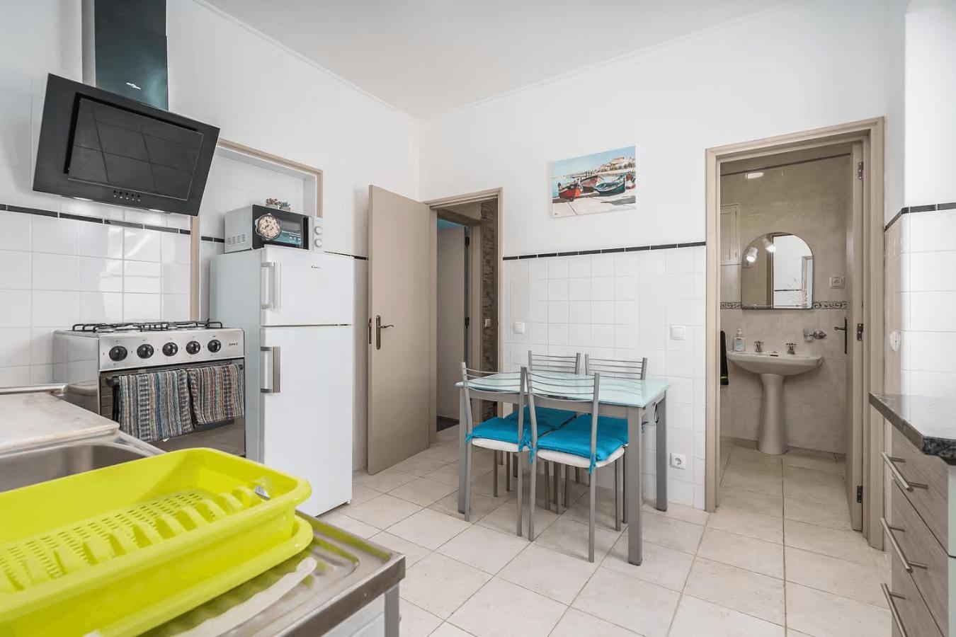 Lovely In With Terrace - Close To * Lagos