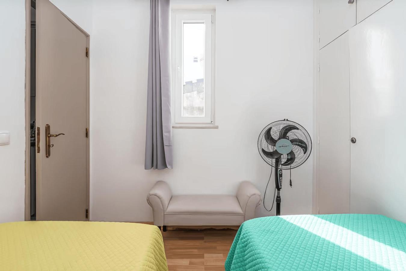 Lovely In With Terrace - Close To