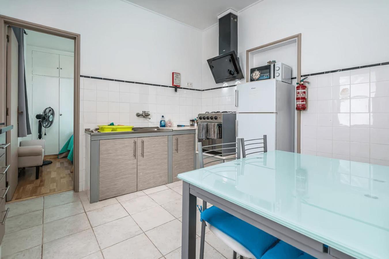 Lovely In With Terrace - Close To *